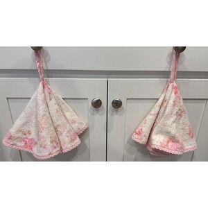 VTG Pair 2 Pink Floral Bathroom Hand Towels Round Hanging Grandma Made 16"